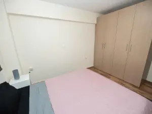 Seacoast Apartments 1 !