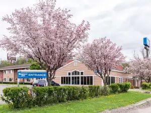 โรดเวย์อินน์ เรดวิง