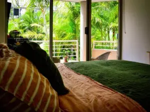 Sydney City Center Apartment with Free Parking