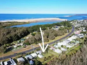 Harrington Holiday House
