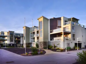 Phillip Island Towers