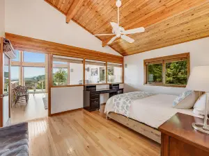 Dog-friendly beach house with private hot tub, indoor pool, WiFi & ocean views