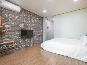 Inje Darani Pet Pension