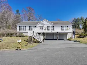 Catskills Home with Swim Spa in Loch Sheldrake!