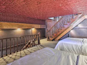 Walk to River: Unique Studio in Renovated Bar!