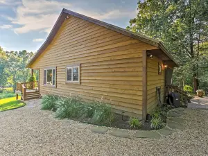 Beautiful Makanda Cabin in Shawnee National Forest