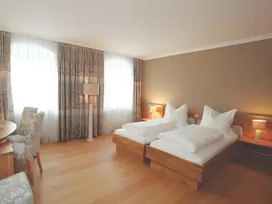 FrühstücksHotel Scharinger