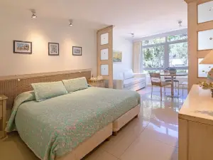 Oceana Suites Green Park
