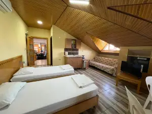 Esma Apart Hotel