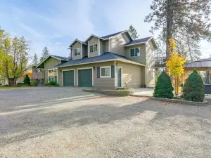Vista Retreat: Stunning Views & Spacious Comfort