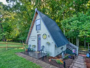 Tiny House at Wishing Creek