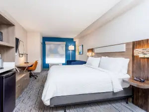 Holiday Inn Express & Suites Ormond Beach - North Daytona