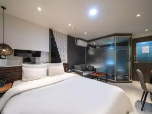 불광 솔 모텔