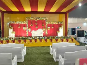 Shiv Kashi Lawn And Guest House