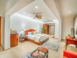 Madras Chronicle Bay Resort & Spa