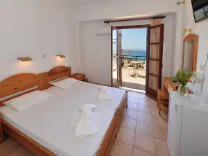 อิคารอสสตาร์โฮเทล