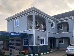 Geoworld Apartments & Suites
