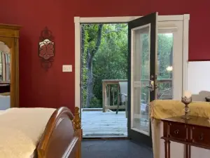 Bed and Breakfast on White Rock Creek