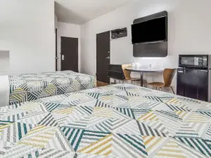 Motel 6 Cleburne, TX