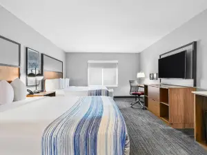 AmericInn by Wyndham International Falls