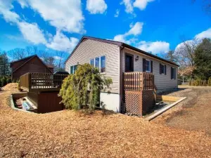 Beautiful Lakehouse with Pool Table by CozySuites