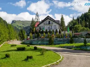 特拉斯吉拉斯皮斯科內格魯旅館