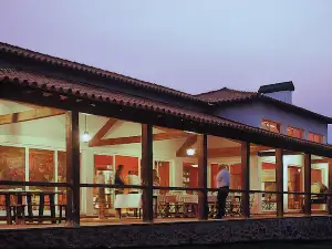 The Manor House Celeirós