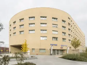 네메아 아파르트-호텔 엘립쇠