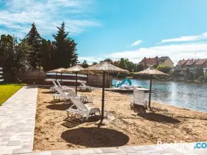 Fuzeskerti Apartmanhaz