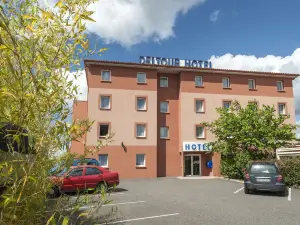 Brit Hotel Confort Montauban