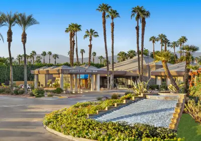 Palm Desert Guide—a Weekend of Shopping, Hiking and Dining