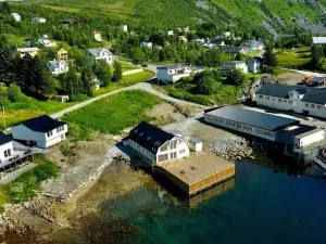 Torsken Brygge - Senja by Heart
