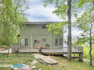 Mountain Retreat Ruby's Roost House