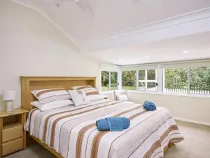 Moonya Avocado Farm Cottage - with Early Check-IN