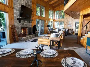 New!  Stunning Mtn Views/Hike/Wine/Golf/Fireside 3BD/2BA