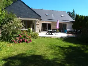 House with garden  3 stars