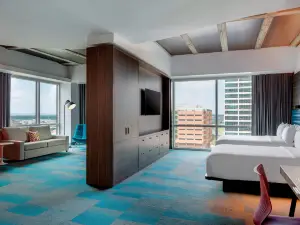 Aloft Fort Worth Downtown