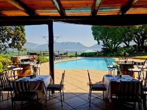 La Montagne Guest Lodge