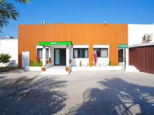 Tropicana Hotel