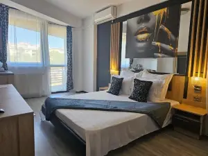 โรงแรมเดอะ ลายน์