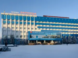 AZIMUT Отель Мирный (Азимут Мирный)