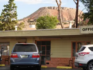 เรนโบว์โมเทล