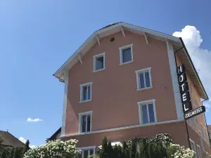 โรงแรมเอเดลไวส์