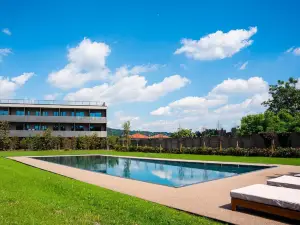 Como Hills Hotel