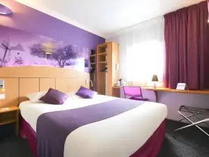 阿爾斯基里亞德直營酒店