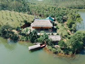 Vũ Linh Farmstay