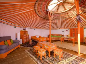 烏蘭巴託帳篷 - 聖殿騎士村莊酒店