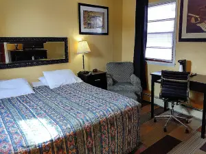 Colonial Inn Extended Stay by OYO New Ulm