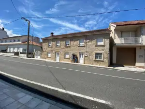 La Casita Alere in Playa Carnota with Patio and Barbecue