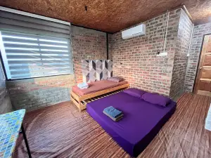 STUDIO HOMESTAY BAITILHISAN HUSM KUBANG KRIAN WIFI